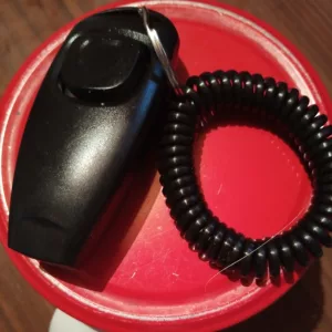 Received 2-in-1 Dog Training Whistle & Clicker from customer T***r