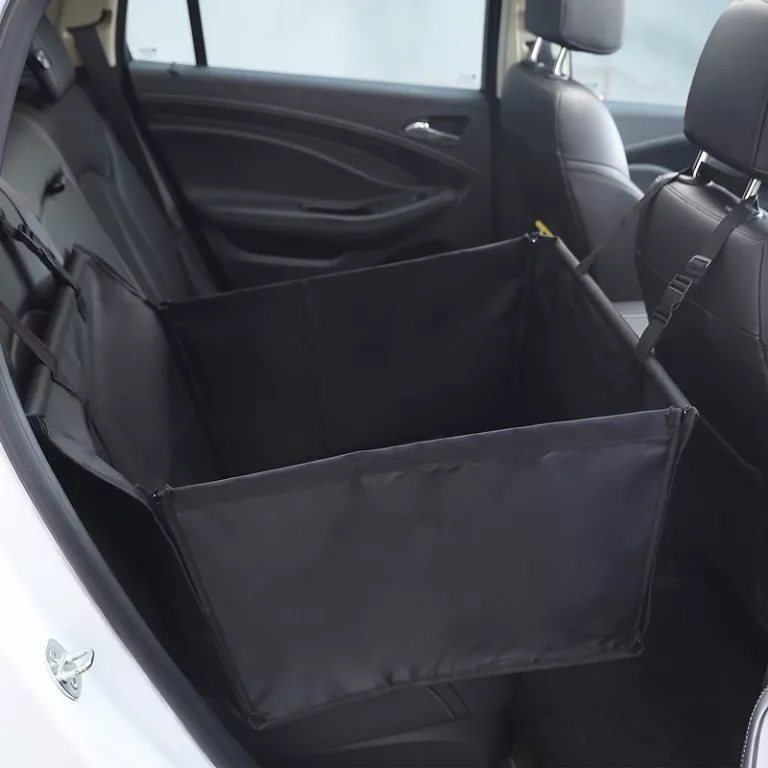 dog car seat cover, waterproof car seat cover, dog car hammock, car seat protector for dogs, rear seat cover for dogs